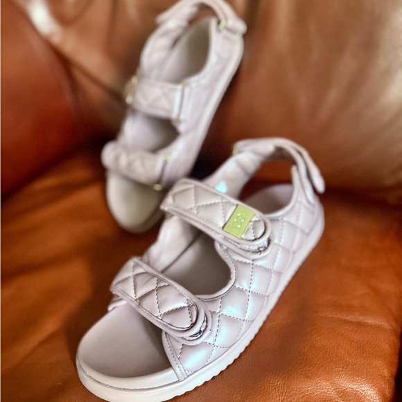 CALIA by Carrie Underwood Shoes - NEW Without Tags CALIA by Carrie Underwood Quilted Sandals - Lavender